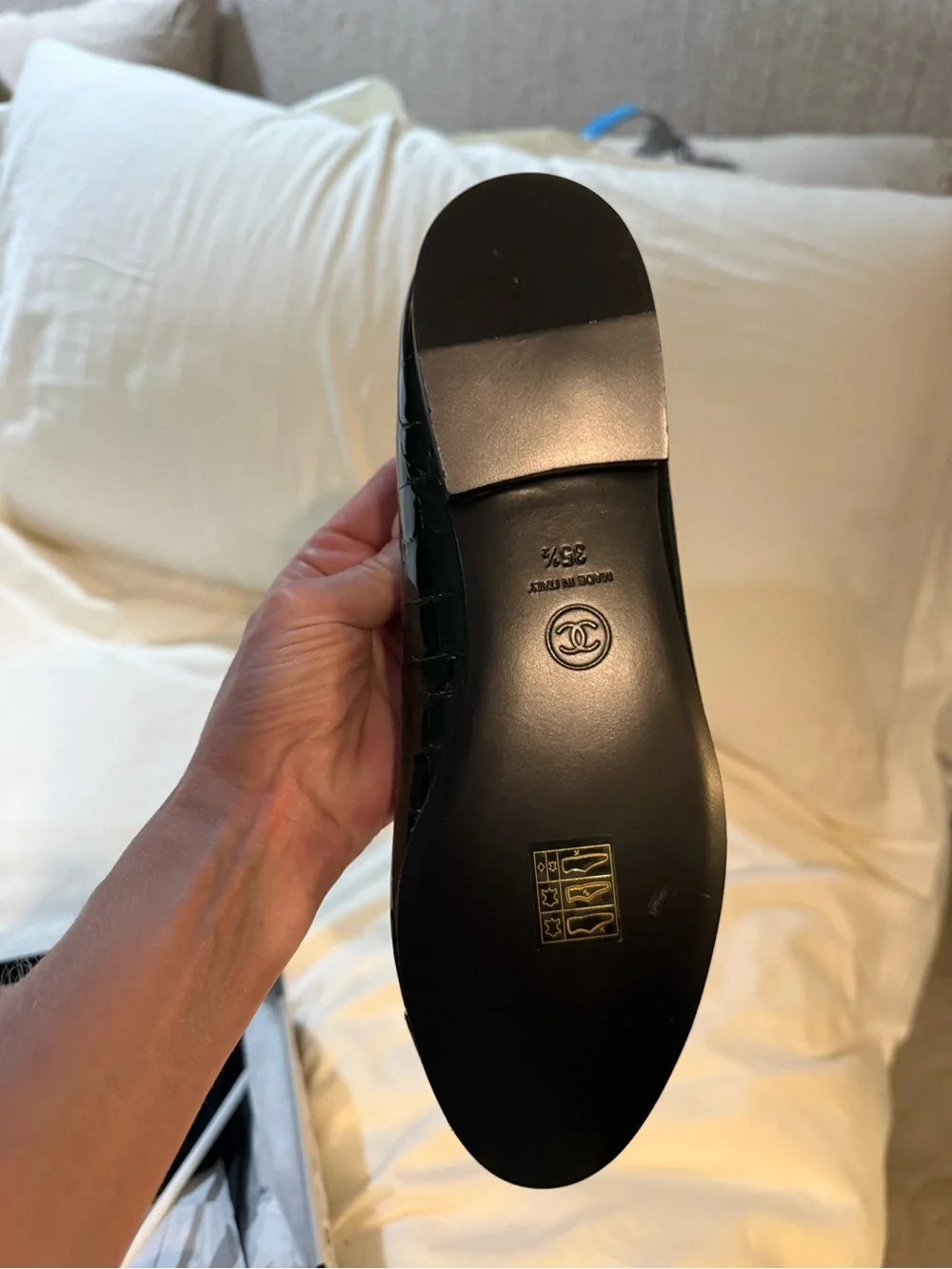 CHANEL green and black croc embossed Ballet Flat with Bow Accent